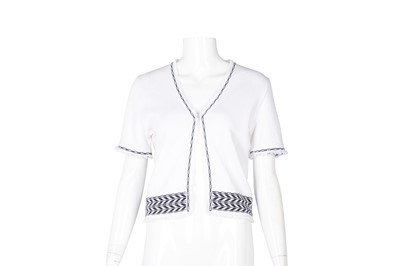 Lot 473 - Chanel White Open Front Cardigan - Size 40