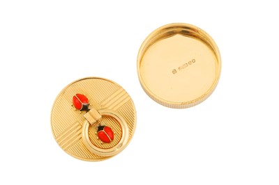Lot 1 - An Elizabeth II 9 carat gold and enamel pill box, London 1954 by Cartier