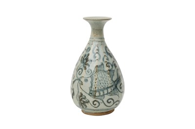 Lot 671 - A THAI SAWANKHALOK BLUISH-GLAZED 'FISH' VASE