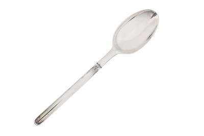 Lot 397 - A George I Irish silver marrow scoop spoon, Dublin 1725 by Esther Forbes