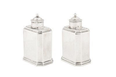 Lot 474 - A pair of George I sterling silver tea caddies, London 1722 by Bowles Nash (this mark reg. 7th June 1721)