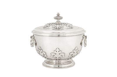 Lot 303 - A George V sterling silver twin handled tureen or bowl and cover, London 1930 by Lionel Alfred Crichton