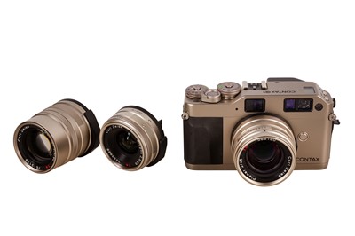 Lot 354 - A Contax G1 Rangefinder Camera Outfit