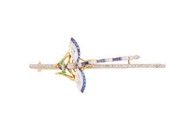 Lot 1 - A DIAMOND, SAPPHIRE AND EMERALD DRAGONFLY BROOCH, CIRCA 1920