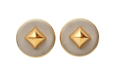 Lot 334 - Hermes Cream Medor Clip On Earrings