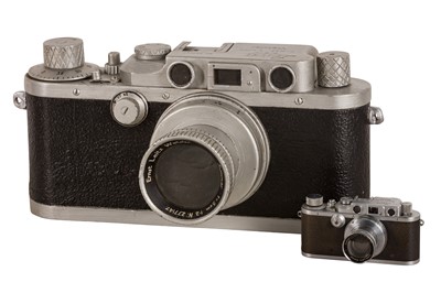 Lot 347 - A Giant Leica III Riesen Model Rangefinder Camera