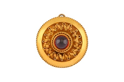 Lot 171 - A GARNET BROOCH/PENDANT