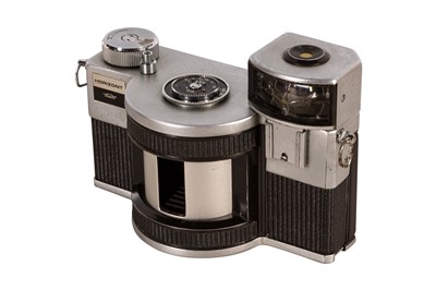 Lot 334 - A KMZ Horizont 35mm Panoramic Camera