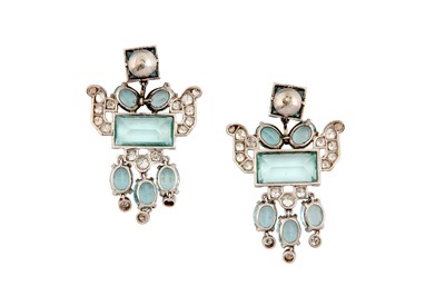 Lot 37 - A PAIR OF AQUAMARINE AND DIAMOND PENDENT EARRINGS BY CARTIER, CIRCA 1935