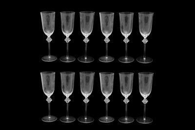 Lot 332 - LALIQUE (FRANCE)