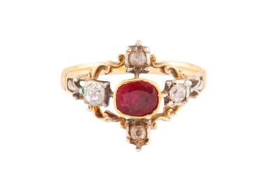 Lot 162 - A RUBY AND DIAMOND RING