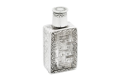 Lot 15 - An unusual George III sterling silver vinaigrette, Birmingham 1813 by Cocks and Bettridge