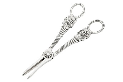 Lot 235 - A pair of George IV sterling silver grape scissors, London 1819 by William Eley and William Fearn