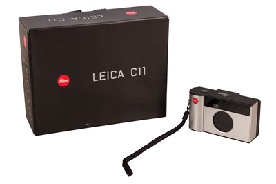 Lot 352 - A Leica C11 35mm Compact Camera