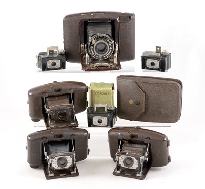 Lot 329 - Uncommon Ebner & Other Bakelite & Plastic Cameras.