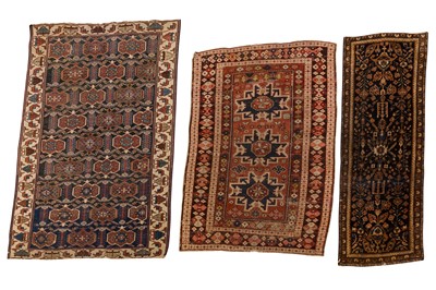 Lot 319 - A LOT OF THREE RUGS, LESGHI, WEST PERSIAN & SAROUK