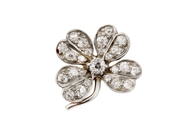Lot 3 - A DIAMOND BROOCH BY TIFFANY