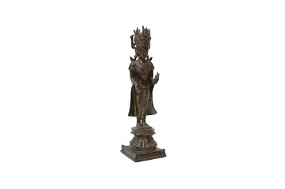 Lot 692 - A BURMESE BRONZE FIGURE OF A 'JAMBUPATI' STANDING BUDDHA