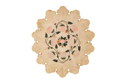 Lot 471 - AN INDIAN MUGHAL-STYLE PIETRA DURA WHITE MARBLE PANEL