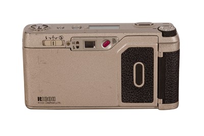 Lot 336 - A Ricoh GR1s 35mm Compact Camera
