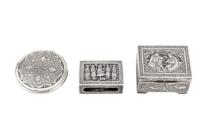 Lot 388 - AN EARLY 20TH CENTURY PERSIAN (IRANIAN) SILVER MATCH BOX HOLDER