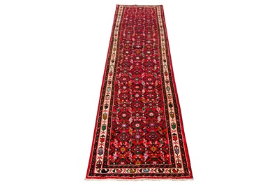 Lot 310 - A FINE LILIHAN RUNNER, WEST PERSIA