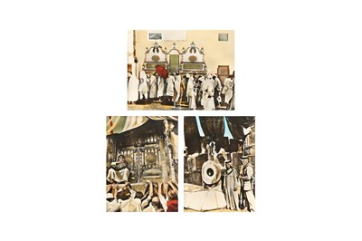 Lot 354 - POSTCARDS