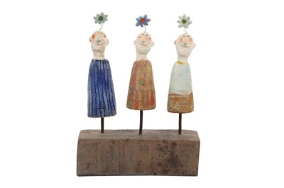 Lot 154 - A JANE MUIR FIGURAL GROUP