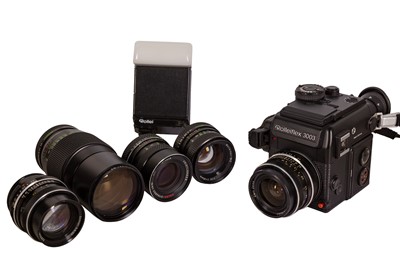 Lot 120 - A Rolleiflex 3003 35mm SLR Outfit