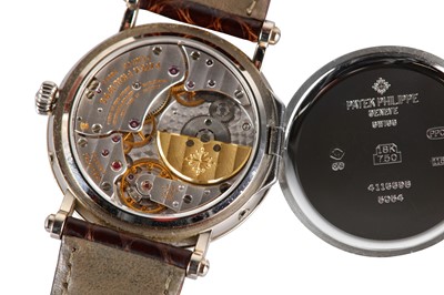 Lot 3 - A GENTS 18K WHITE GOLD PATEK PHILIPPE COMPLICATION