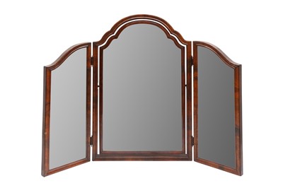Lot 452 - AN ENGLISH TRIPARTI DRESSING TABLE MIRROR