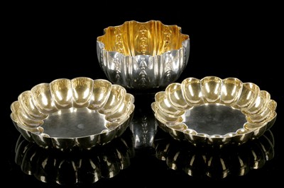 Lot 212 - A pair of fine vintage Elizabeth II Solid...