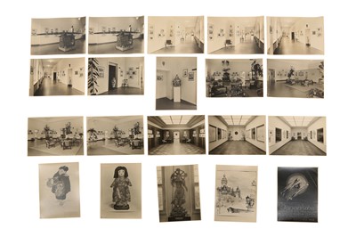 Lot 28 - JAPAN