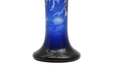 Lot 27 - A D'ARGENTAL CAMEO GLASS SPECIMEN VASE