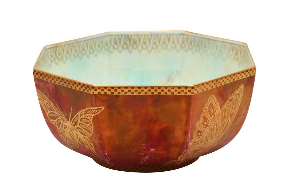 Lot 4 - A WEDGWOOD BUTTERFLY LUSTRE OCTAGONAL BOWL