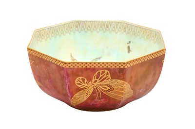 Lot 4 - A WEDGWOOD BUTTERFLY LUSTRE OCTAGONAL BOWL