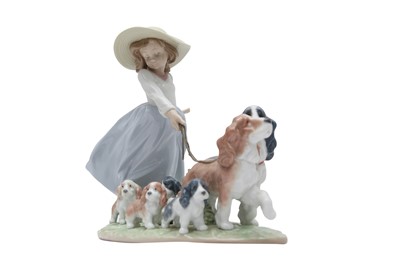 Lot 143 - A LLADRO PORCELAIN FIGURE GROUP