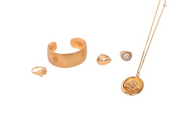 Lot 1 - A GROUP OF JEWELLERY