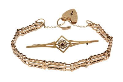 Lot 38 - A SEED PEARL BROOCH WITH A GATE BRACELET
