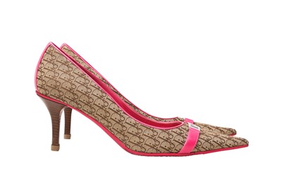 Lot 105 - Christian Dior Brown Oblique Heeled Pump - Size 40