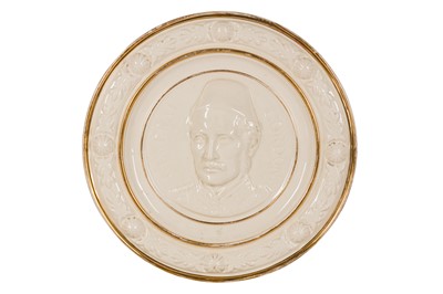 Lot 196 - A CERAMIC RONDEL OF MAJOR GENERAL CHARLES GEORGE GORDON