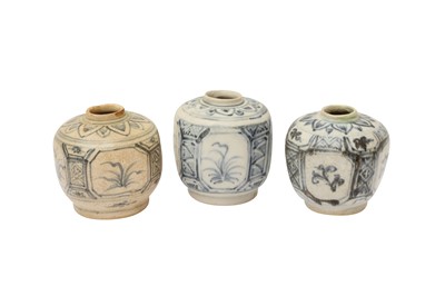 Lot 638 - THREE CHINESE BLUE AND WHITE JARS