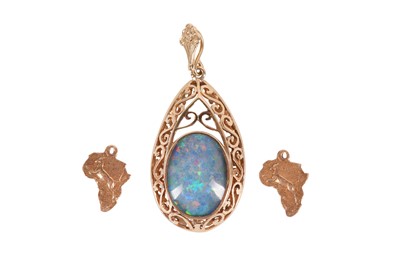 Lot 99 - THREE PENDANTS