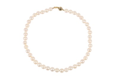 Lot 22 - A CULTURED PEARL NECKLACE