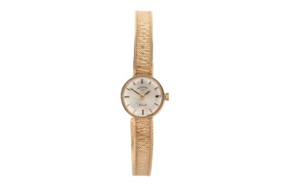 Lot 70 - A LADIES 9CT ROTARY WRISTWATCH