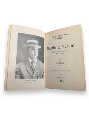 Lot 276 - Boxing.- A large collection