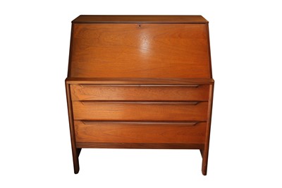 Lot 354 - A MID-CENTURY TEAK BUREAU