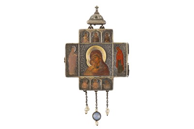 Lot 186 - A Nicholas II early 20th century Russian 875 standard silver gilt gem set icon case, Moscow circa 1910 possibly by Kuzma Ivanovich Konov for P.I. Olovyanishnikova and Sons (active until 1917)