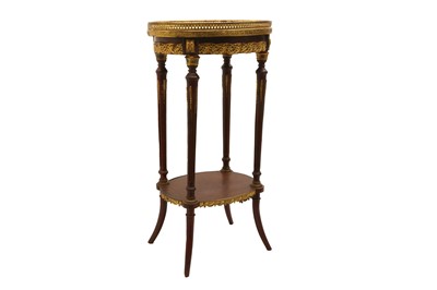 Lot 433 - A FRENCH MARBLE TOP OVAL OCCASIONAL TABLE, LATE 19TH/EARLY 20TH CENTURY