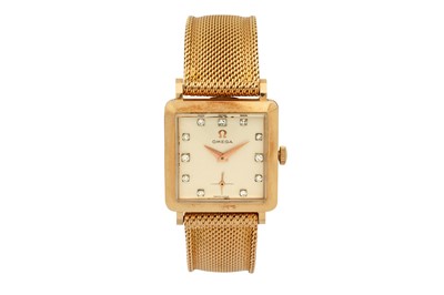 Lot 42 - A GENTS 18CT GOLD OMEGA BRACELET WATCH